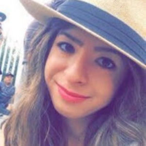 Meet your Posher, Candi